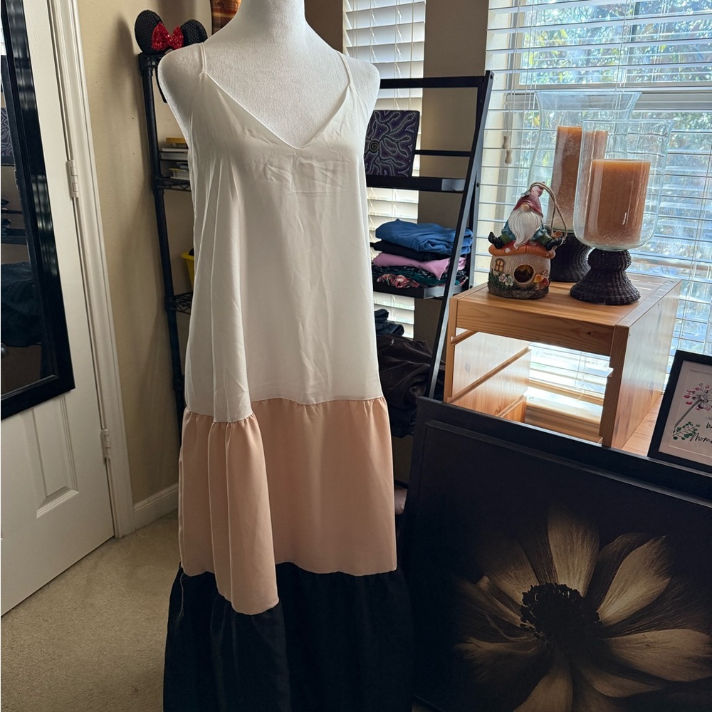 SHEIN White, Cream, and Black Maxi Dress